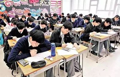 教育部考試中心負責人就《中國英語能力等級量表》答記者問