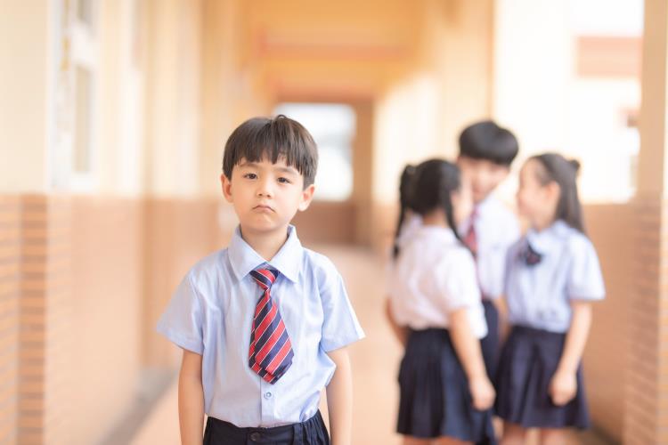 攝圖網_500998168_banner_小學生傷心難過(非企業商用).jpg 攝圖網_500998168_banner_小學生傷心難過(非企業商用).jpg