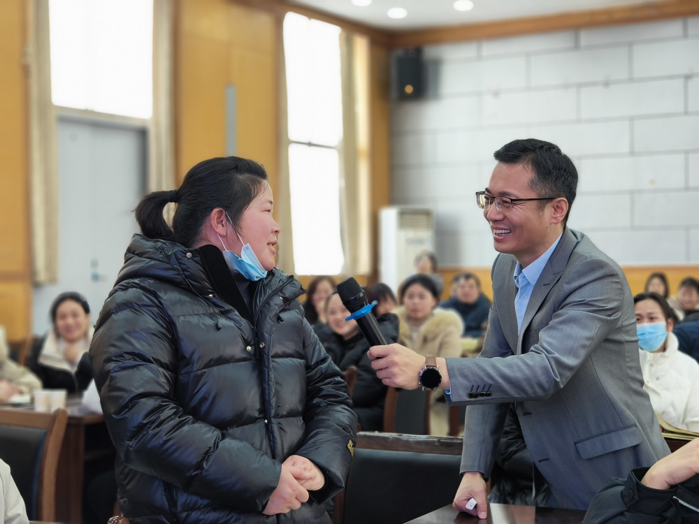 金芒果教育|別讓自己的“犧牲感”，成為孩子成長的枷鎖